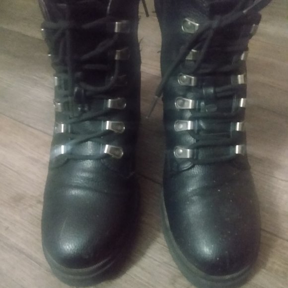 CNY New York Women's size 8 block heel black rugged boots - Picture 8 of 8